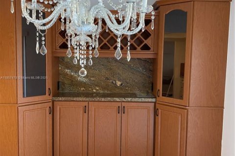 Touwnhouse à louer à Miami, Floride: 3 chambres, 130.06 m2 № 1882231 - photo 10