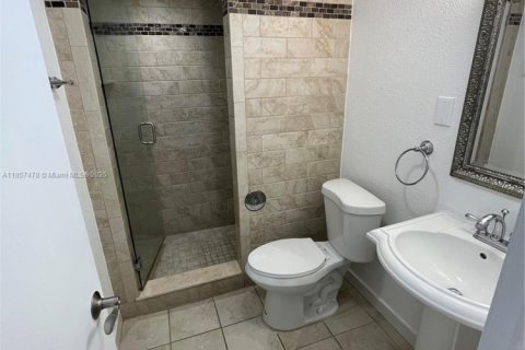 Touwnhouse à louer à Miami, Floride: 3 chambres, 130.06 m2 № 1882231 - photo 28