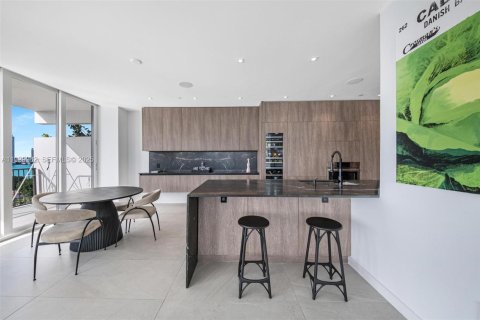 Copropriété à vendre à Miami, Floride: 2 chambres, 159.79 m2 № 1987756 - photo 18