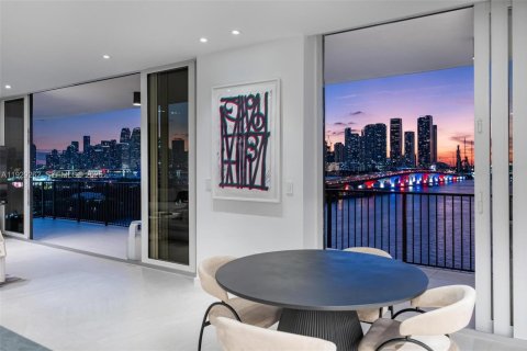 Copropriété à vendre à Miami, Floride: 2 chambres, 159.79 m2 № 1987756 - photo 24