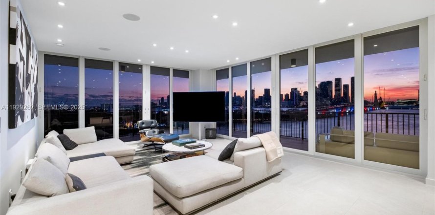 Condo à Miami, Floride, 2 chambres № 1987756