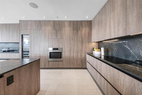 Copropriété à vendre à Miami, Floride: 2 chambres, 159.79 m2 № 1987756 - photo 16