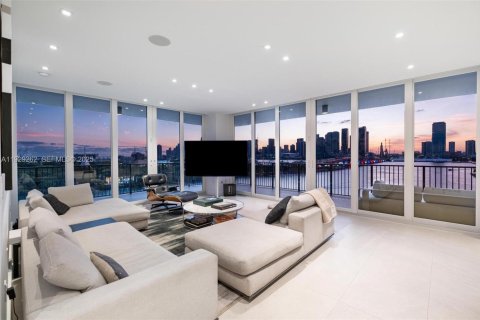 Copropriété à vendre à Miami, Floride: 2 chambres, 159.79 m2 № 1987756 - photo 5