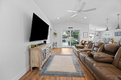House in Flagler Beach, Florida 3 bedrooms, 158.49 sq.m. № 1886270 - photo 7