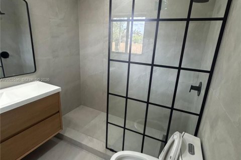 Villa ou maison à vendre à Miami, Floride: 3 chambres, 90.58 m2 № 2067878 - photo 14