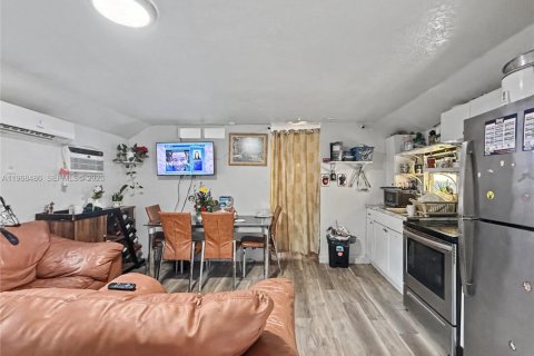 Immobilier commercial à vendre à Miami, Floride: 118.73 m2 № 2031582 - photo 15