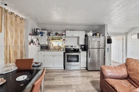 Immobilier commercial à vendre à Miami, Floride: 118.73 m2 № 2031582 - photo 16