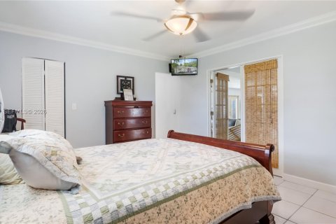 House in Plantation, Florida 3 bedrooms, 257.53 sq.m. № 2065402 - photo 22