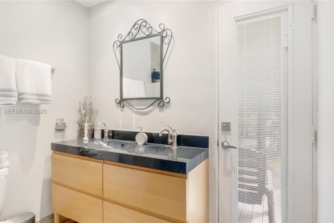 House in Plantation, Florida 3 bedrooms, 257.53 sq.m. № 2065402 - photo 23