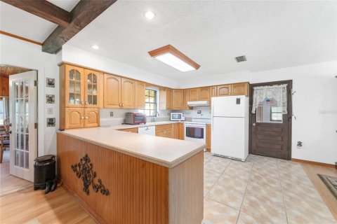 House in Gainesville, Florida 3 bedrooms, 225.75 sq.m. № 1815280 - photo 14