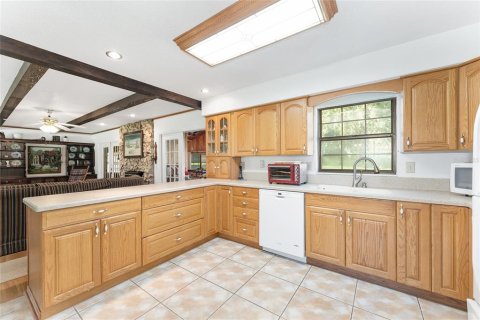House in Gainesville, Florida 3 bedrooms, 225.75 sq.m. № 1815280 - photo 16