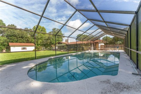 House in Gainesville, Florida 3 bedrooms, 225.75 sq.m. № 1815280 - photo 4