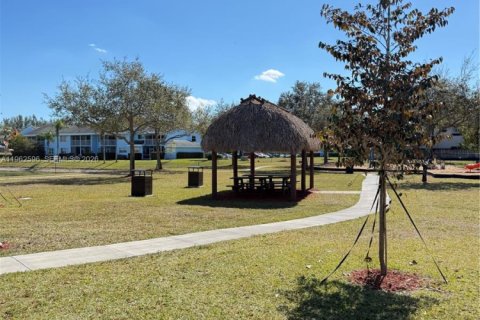 Adosado en alquiler en Homestead, Florida, 3 dormitorios, 134.89 m2 № 2026113 - foto 3