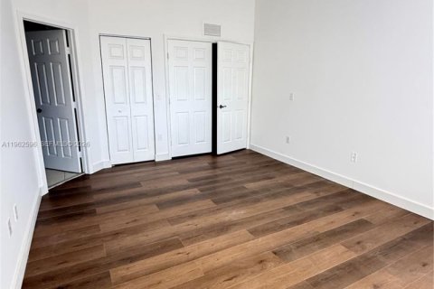 Adosado en alquiler en Homestead, Florida, 3 dormitorios, 134.89 m2 № 2026113 - foto 11