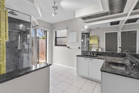 Casa en venta en Sarasota, Florida, 3 dormitorios, 149.39 m2 № 2409819 - foto 25