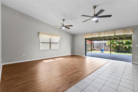 Casa en venta en Sarasota, Florida, 3 dormitorios, 149.39 m2 № 2409819 - foto 7