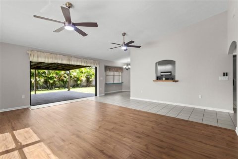 Casa en venta en Sarasota, Florida, 3 dormitorios, 149.39 m2 № 2409819 - foto 8