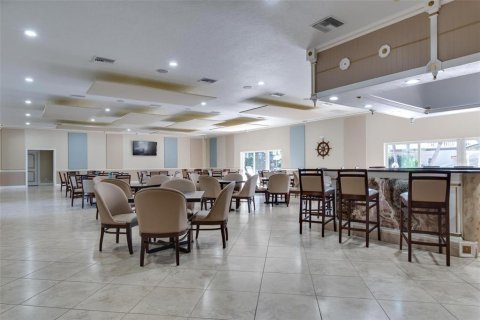 Condo in Longboat Key, Florida, 2 bedrooms № 2393942 - photo 7