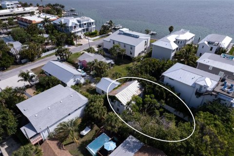 Villa ou maison à vendre à Bradenton Beach, Floride: 2 chambres, 111.48 m2 № 465702 - photo 14