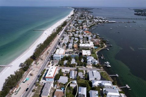 Villa ou maison à vendre à Bradenton Beach, Floride: 2 chambres, 111.48 m2 № 465702 - photo 7