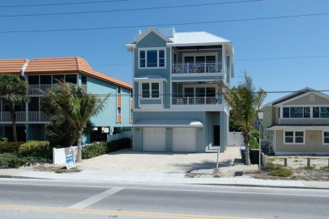 Villa ou maison à vendre à Bradenton Beach, Floride: 2 chambres, 111.48 m2 № 465702 - photo 17