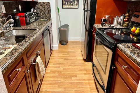 Снять в аренду кондоминиум в Майами, Флорида 2 спальни, 87.98м2, № 1947801 - фото 10