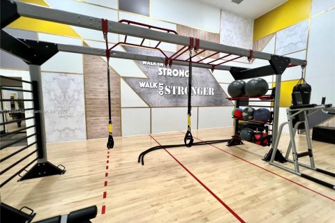 Снять в аренду кондоминиум в Майами, Флорида 2 спальни, 87.98м2, № 1947801 - фото 22