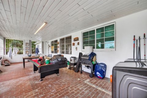 Casa en venta en Homestead, Florida, 3 dormitorios, 264.21 m2 № 1965219 - foto 28