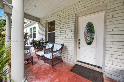 Casa en venta en Homestead, Florida, 3 dormitorios, 264.21 m2 № 1965219 - foto 24