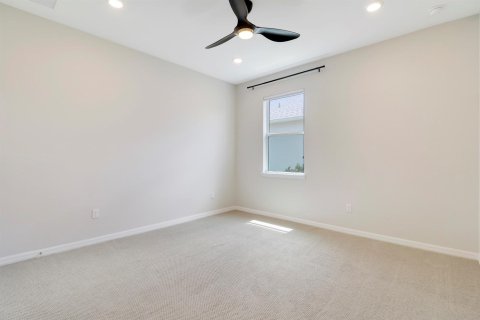 Villa ou maison à louer à Port St. Lucie, Floride: 3 chambres, 190.45 m2 № 2386877 - photo 23