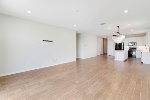 Villa ou maison à louer à Port St. Lucie, Floride: 3 chambres, 190.45 m2 № 2386877 - photo 13