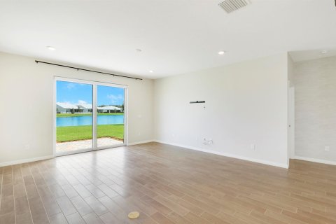 Villa ou maison à louer à Port St. Lucie, Floride: 3 chambres, 190.45 m2 № 2386877 - photo 11