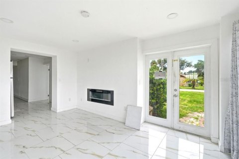 Villa ou maison à vendre à Port Orange, Floride: 8 chambres, 417.32 m2 № 2321087 - photo 24