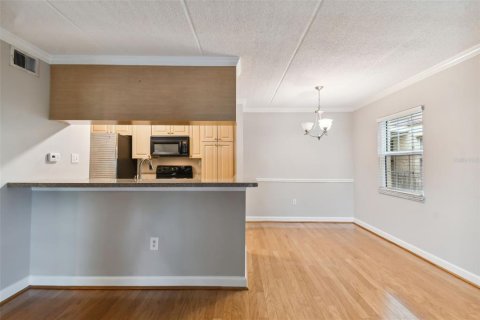 Condominio en alquiler en Tampa, Florida, 1 dormitorio, 72.09 m2 № 1534868 - foto 10