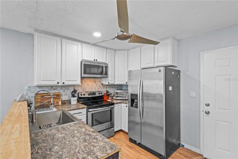 Casa en venta en Saint Petersburg, Florida, 2 dormitorios, 66.89 m2 № 1873331 - foto 4