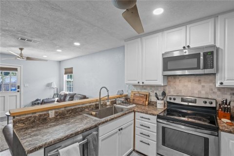 Casa en venta en Saint Petersburg, Florida, 2 dormitorios, 66.89 m2 № 1873331 - foto 5