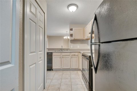 Copropriété à vendre à Orlando, Floride: 2 chambres, 93.18 m2 № 1851239 - photo 17