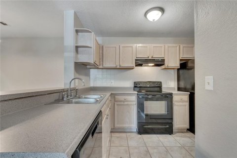 Copropriété à vendre à Orlando, Floride: 2 chambres, 93.18 m2 № 1851239 - photo 15