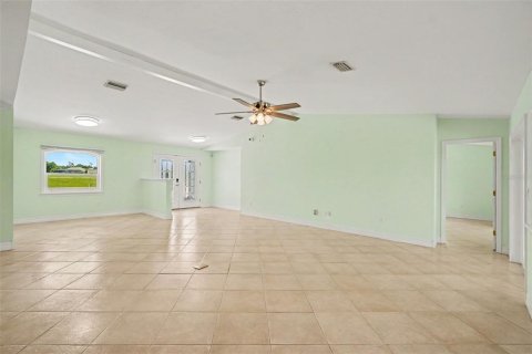 Villa ou maison à vendre à Lake Suzy, Floride: 3 chambres, 206.06 m2 № 2223382 - photo 4