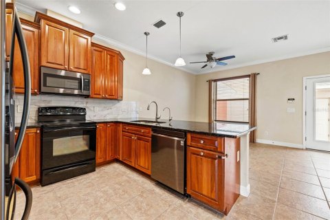 Adosado en alquiler en Saint Petersburg, Florida, 4 dormitorios, 213.68 m2 № 1657206 - foto 6