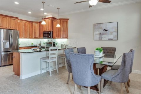 Adosado en alquiler en Saint Petersburg, Florida, 4 dormitorios, 213.68 m2 № 1657206 - foto 12