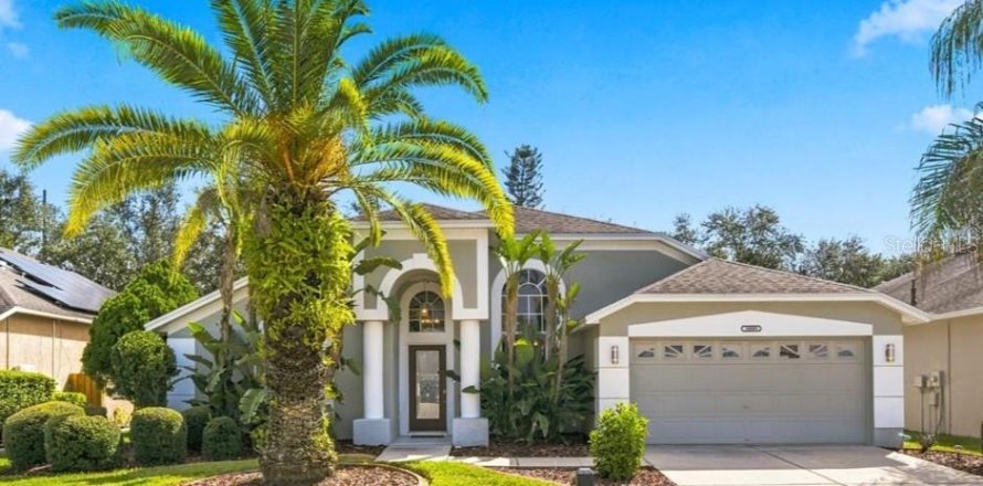 Villa ou maison à Tampa, Floride 4 chambres, 180.42 m2 № 2406538