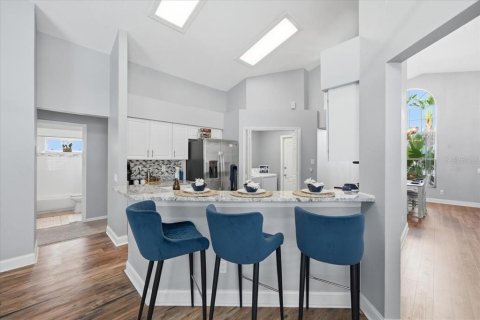 Villa ou maison à vendre à Tampa, Floride: 4 chambres, 180.42 m2 № 2406538 - photo 16