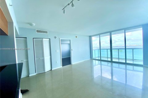 Condominio en venta en Miami, Florida, 2 dormitorios, 106.09 m2 № 1959019 - foto 2