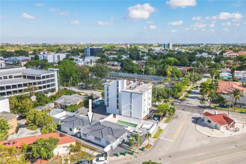 Villa ou maison à louer à Miami, Floride: 2 chambres, 83.61 m2 № 1807134 - photo 20