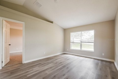 Villa ou maison à louer à Clermont, Floride: 3 chambres, 152.17 m2 № 2413516 - photo 4