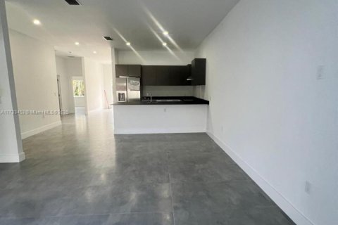 House in Fort Lauderdale, Florida 4 bedrooms № 1661130 - photo 16