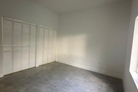 House in Fort Lauderdale, Florida 4 bedrooms № 1661130 - photo 15