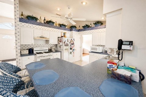 Villa ou maison à vendre à Winter Haven, Floride: 3 chambres, 196.67 m2 № 2337414 - photo 5