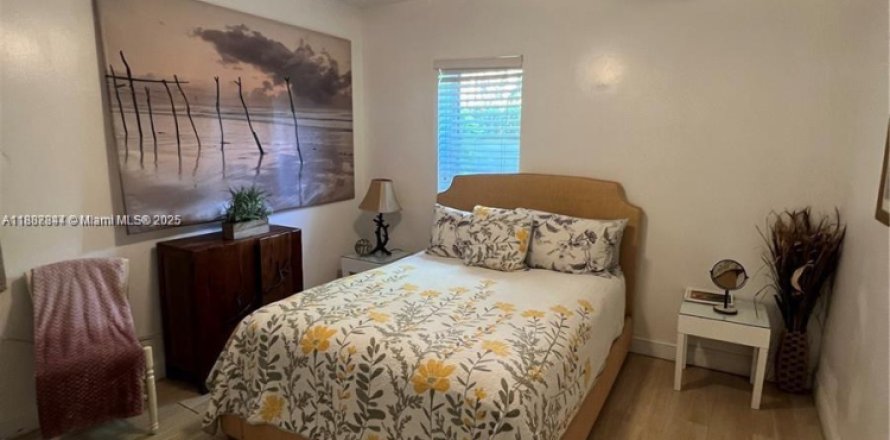 Villa ou maison à Miami, Floride 2 chambres, 55.74 m2 № 1941766